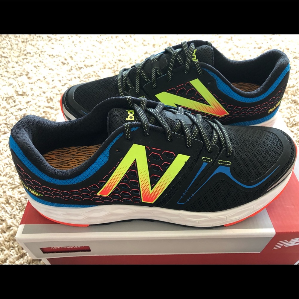 Men's Fresh Foam Vongo (9.5 2E)